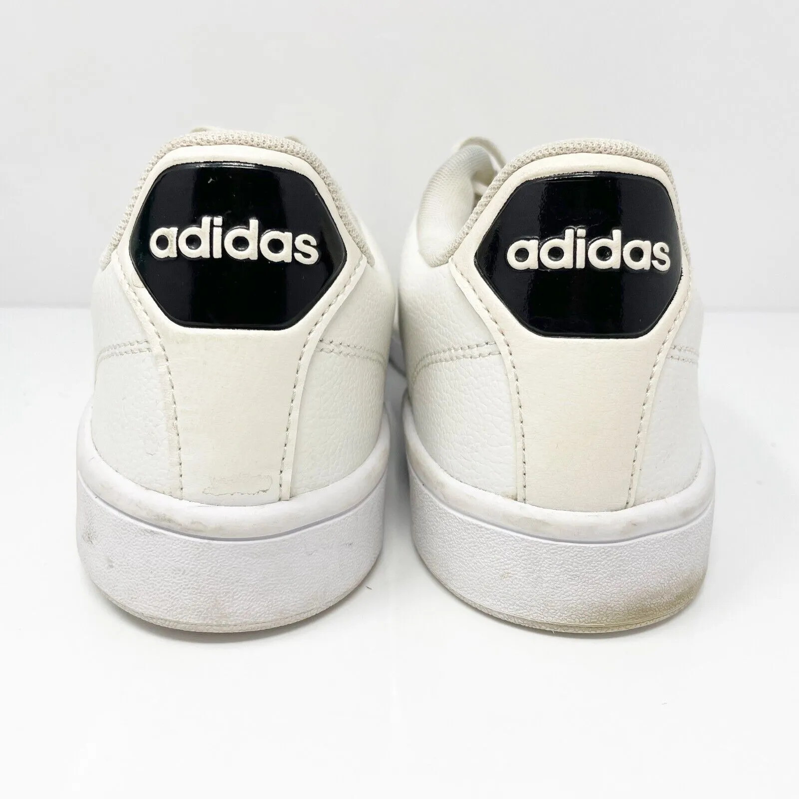 Adidas Womens Cloudfoam Advantage AW4323 White Casual Shoes Sneakers Size 9.5