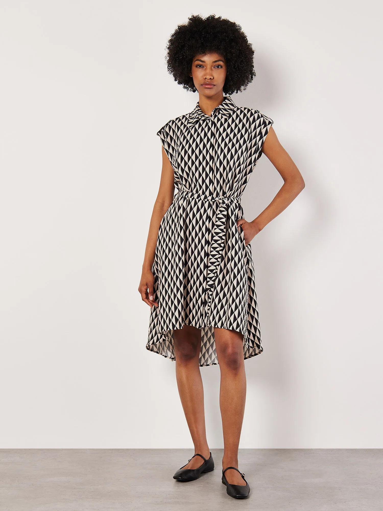 Geo Print Shirt Midi Dress | Apricot Clothing