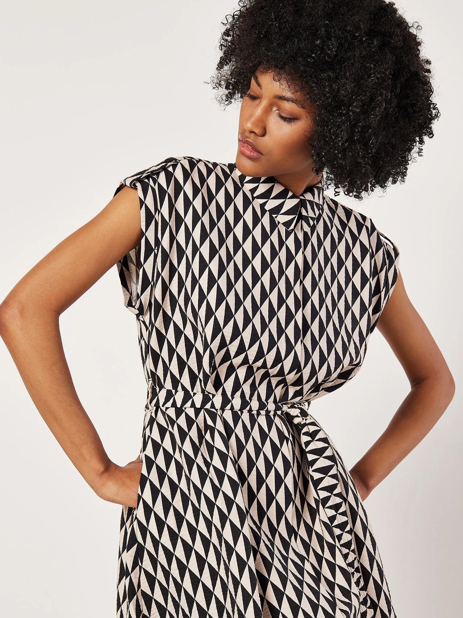 Geo Print Shirt Midi Dress | Apricot Clothing