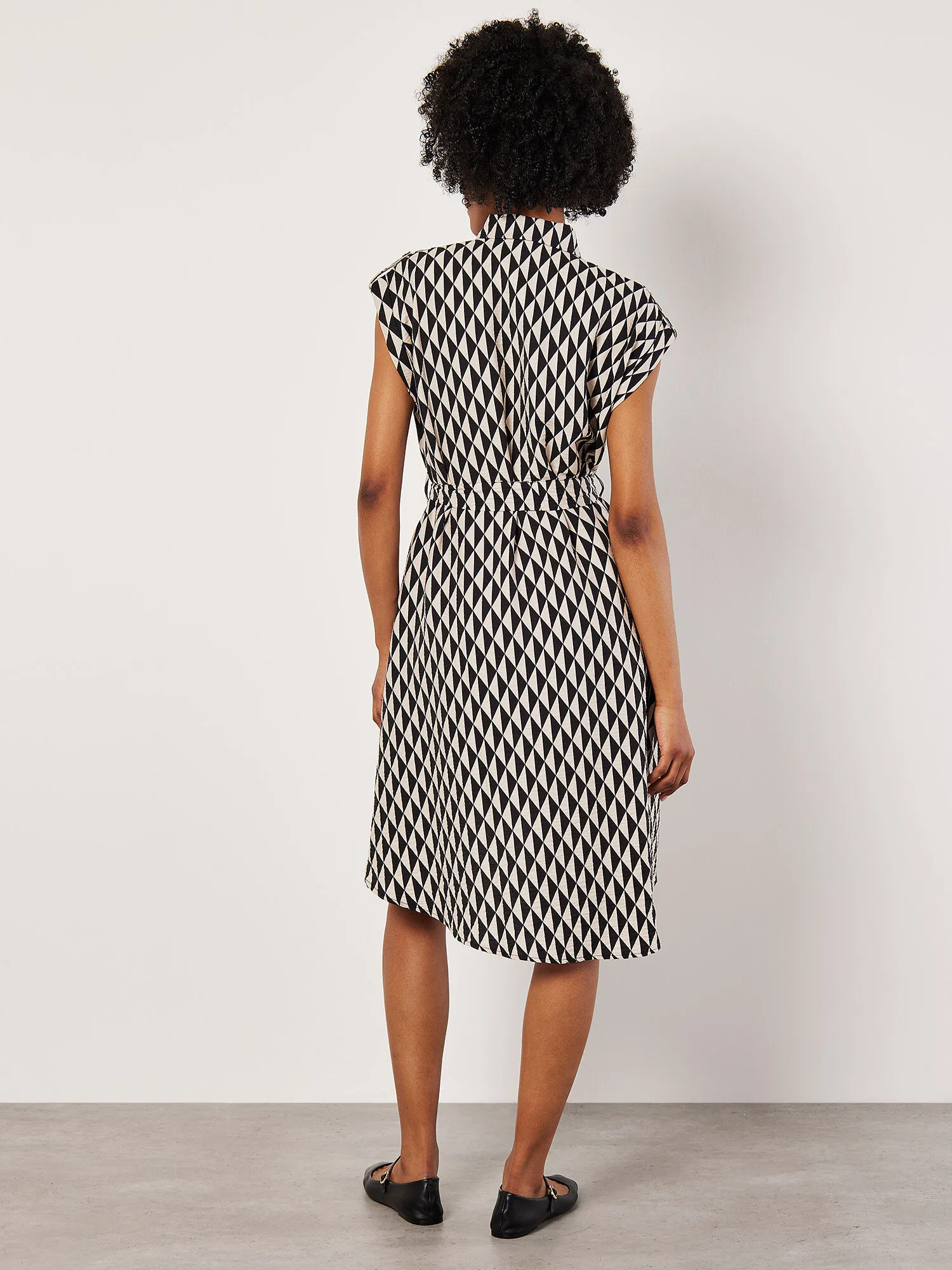 Geo Print Shirt Midi Dress | Apricot Clothing