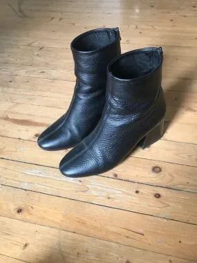 High Ankle Boots