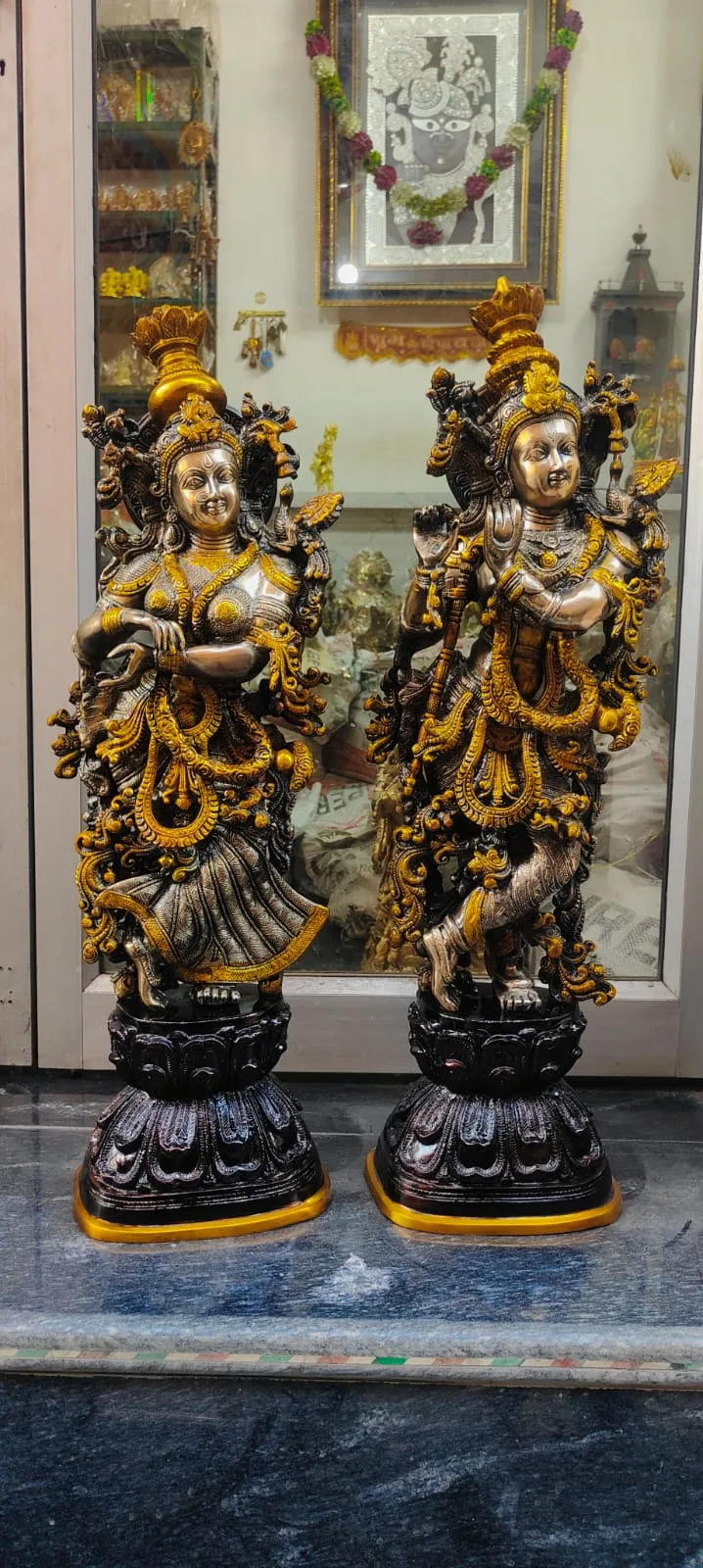 Madhava Sangini  , Beautifully Carved Intricate  work Radha Krishna Statue in Brass - DEVA001RKA