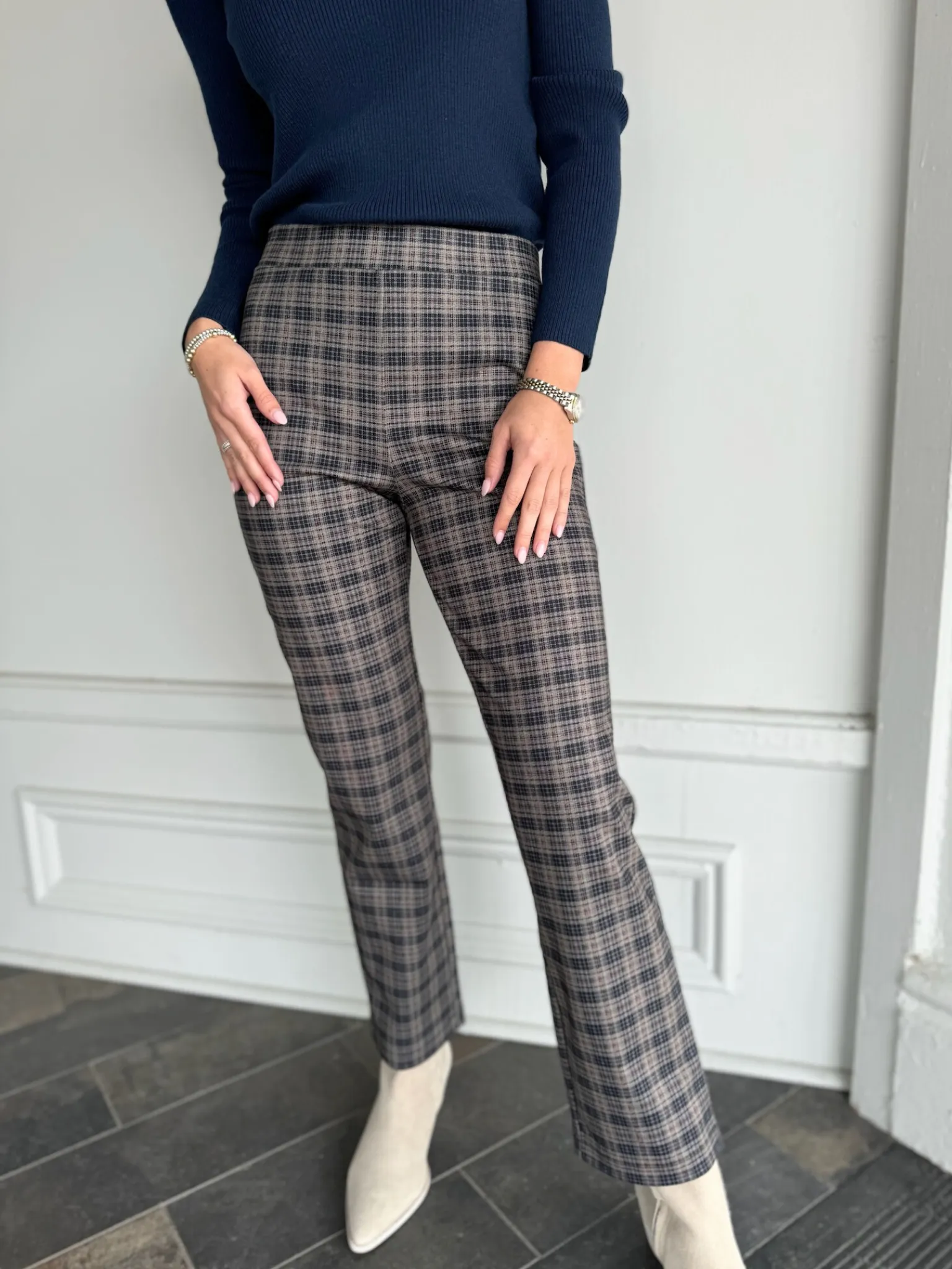 Sanctuary Clothing Carnaby Kick Semi High Rise Pant in Shadow Check